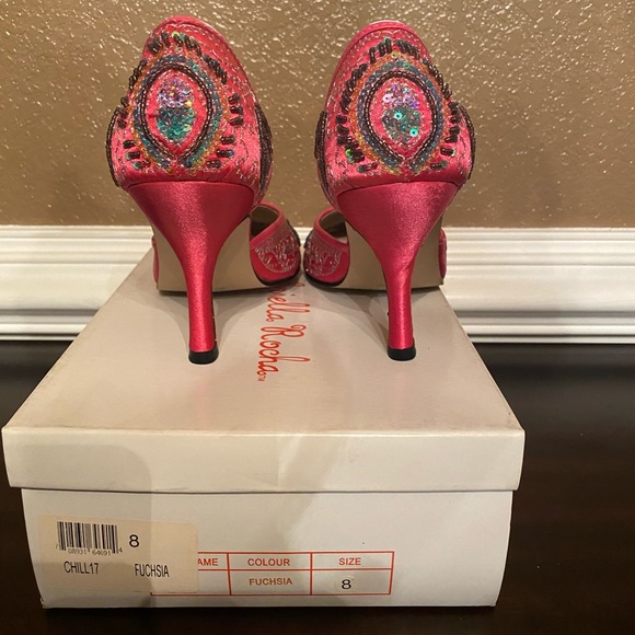 Gabrielle Rocha - Picture 3 of 4